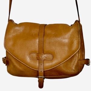 Dakota Leather Saddle Bag Double Sided Cossbody Tan Brown Side Adjustment